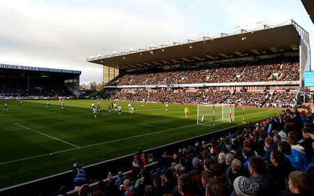 仅仅是一场 仅仅是一场